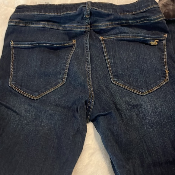 Holister High Rise Jean Jegging Size 9R Dark wash distressed denim #10109 - Picture 3 of 4